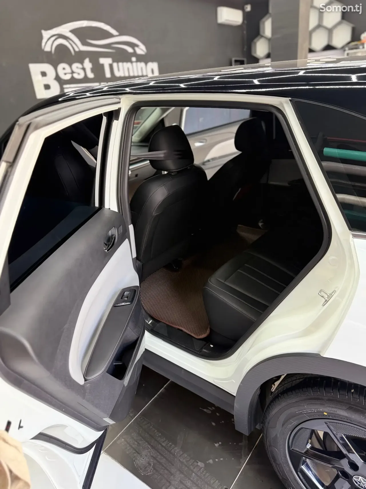 Dongfeng L7 2025 · AT