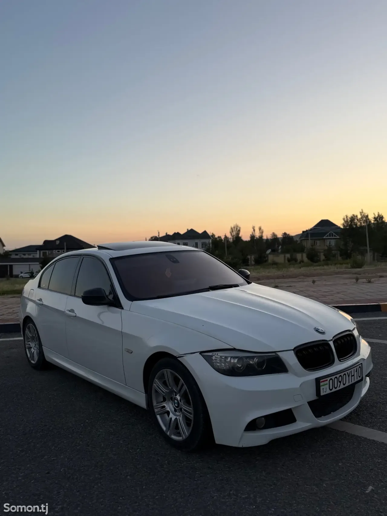 BMW 3 series 2010 · 2.0 AT