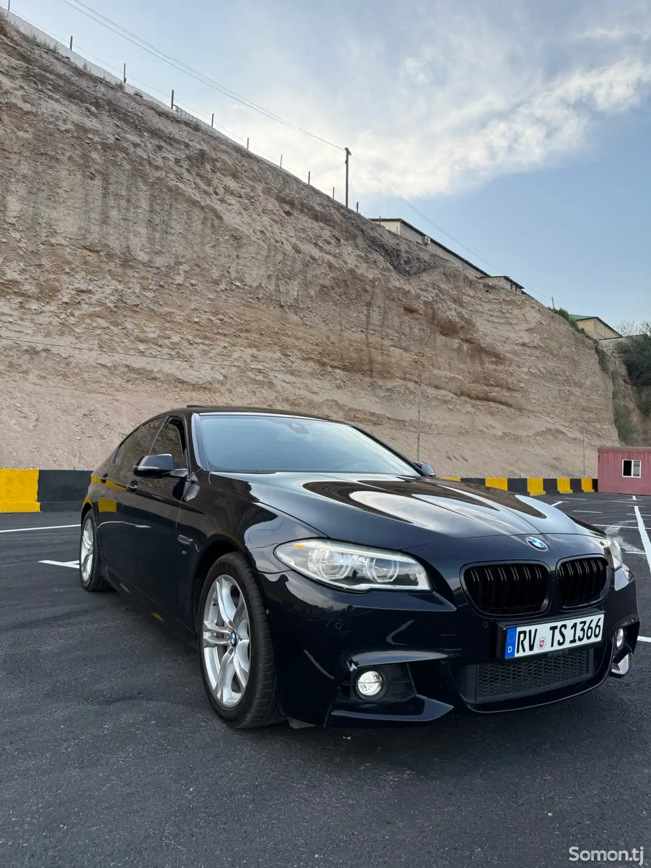 BMW 5 series 2015 · 3.0 AT