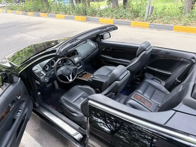 Mercedes-Benz E class 2014 · 3.5 AT