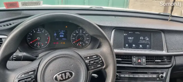 Kia Optima 2018 · 2.4 AT