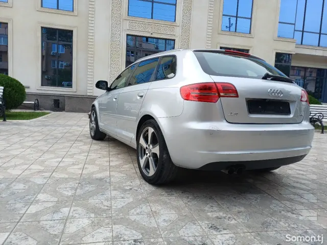 Audi A3 2010 · 2.0 AT
