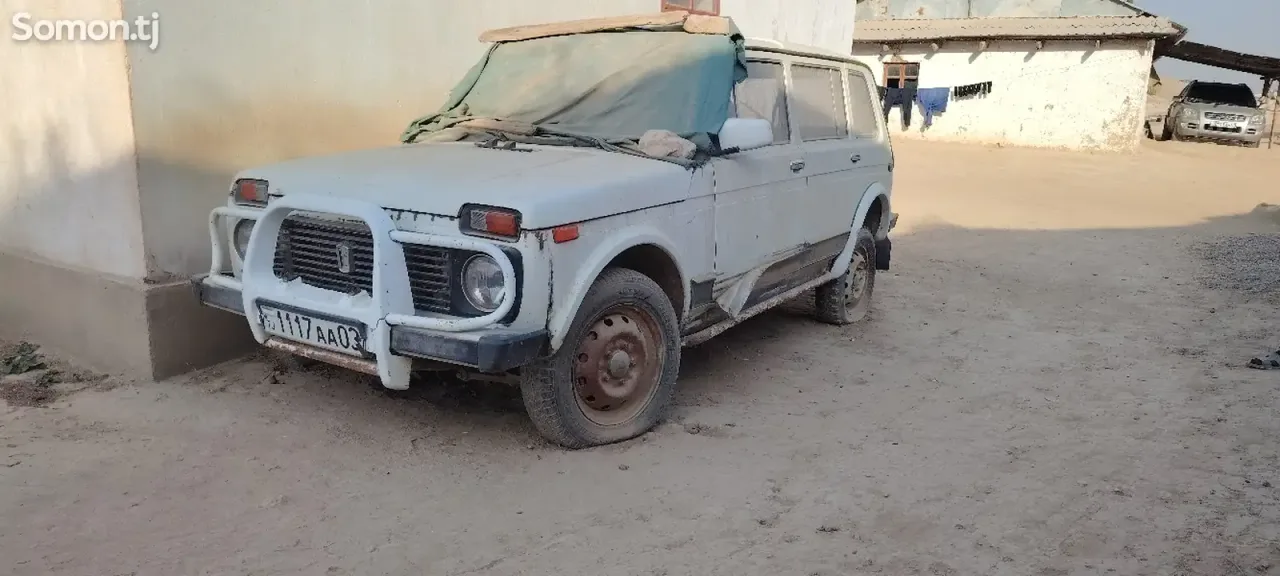 Lada (ВАЗ) Нива 1999 · 1.7 MT