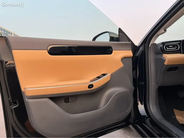 Leapmotor C01 2026 · AT