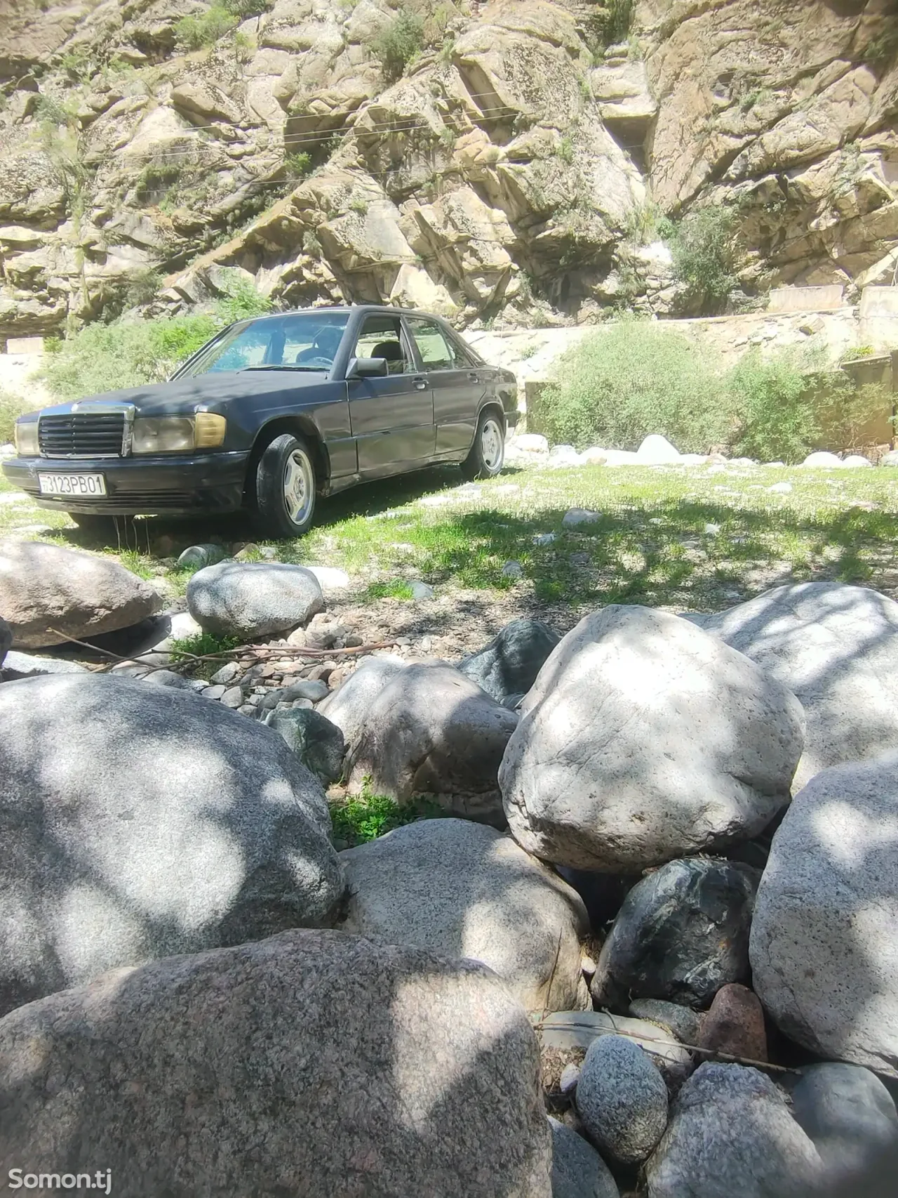 Mercedes-Benz W201 1993 · 1.8 MT