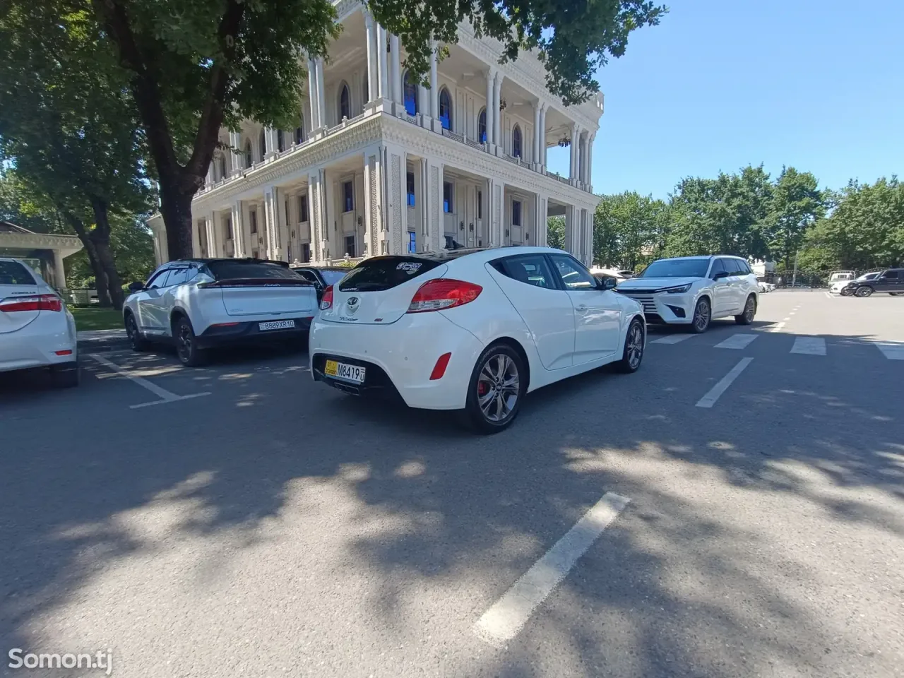 Hyundai Veloster 2013 · 1.6 AT