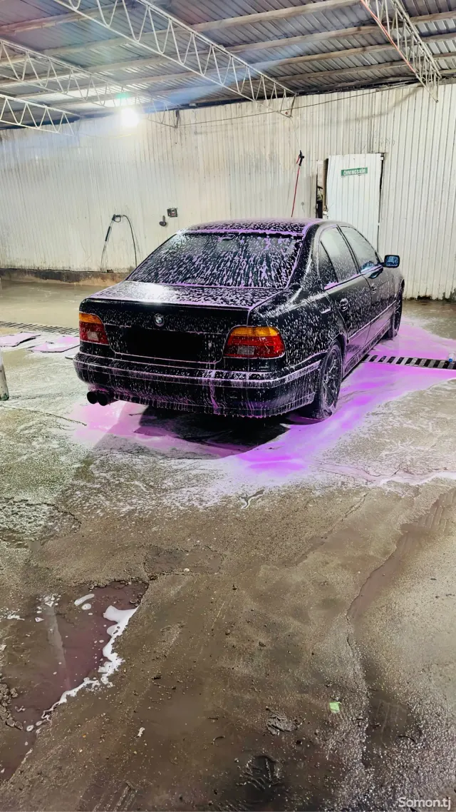 BMW 5 series 1998 · 2.8 MT