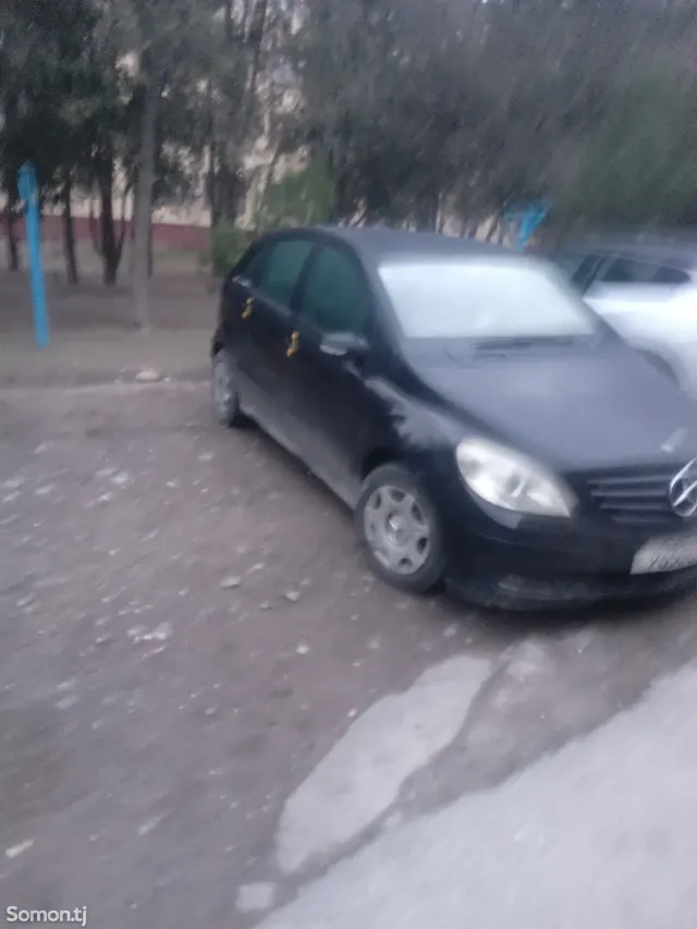 Mercedes-Benz A class 2007 · 1.8 MT