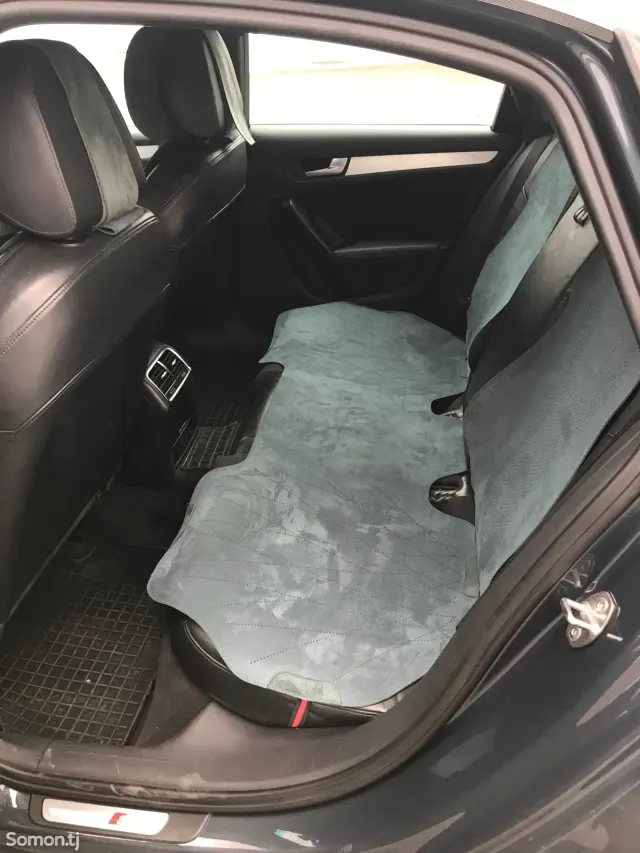 Audi A4 2011 · 2.0 AT
