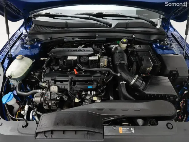 Kia K5 2021 · 1.6 AT