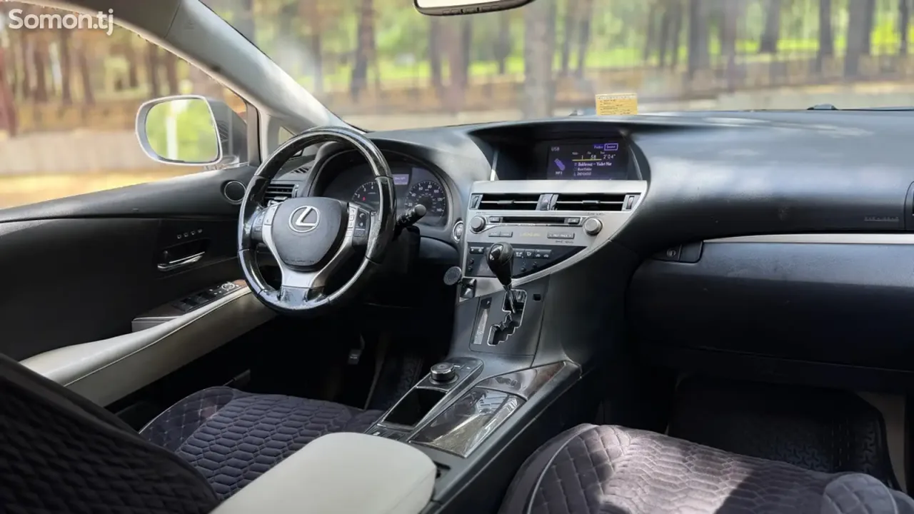Lexus RX series 2013 · 3.5 AT