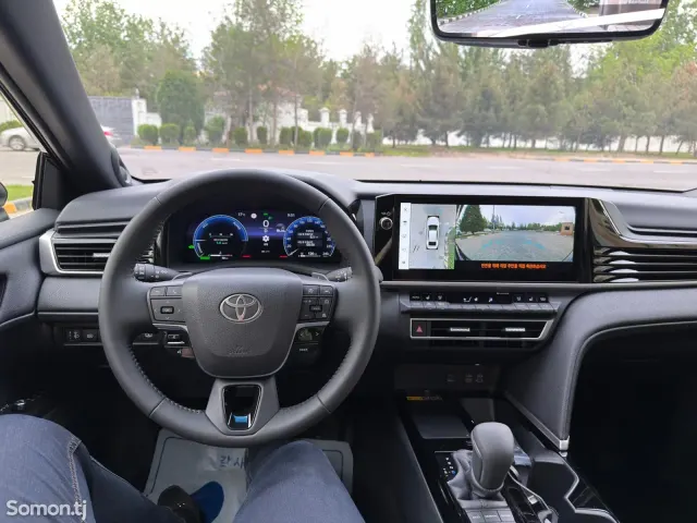 Toyota Camry 2026 · 2.5 AT