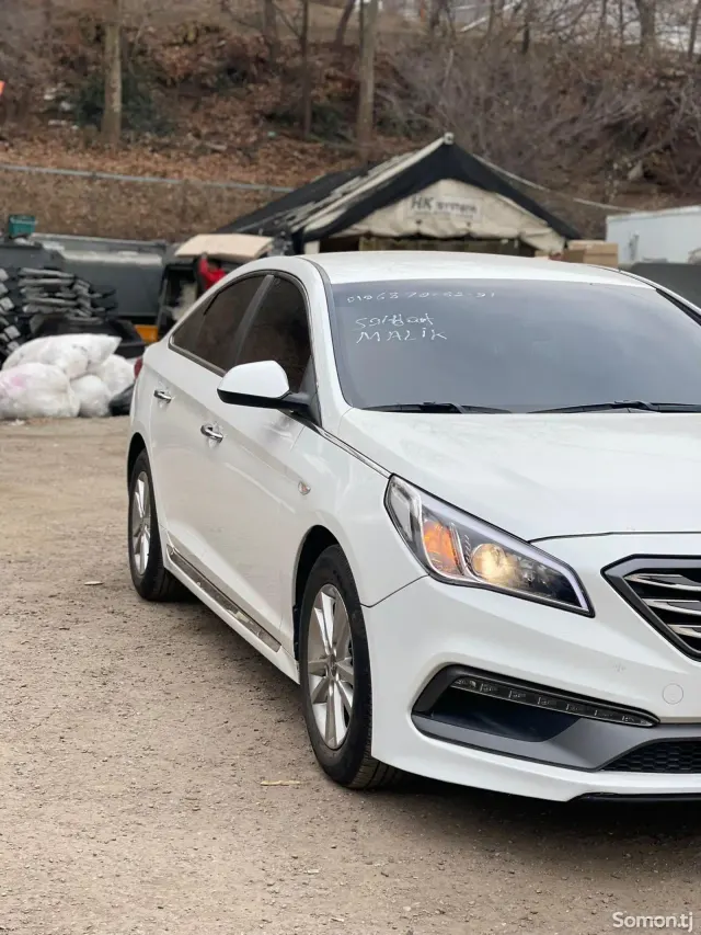 Hyundai Sonata 2015 · 1.6 AT
