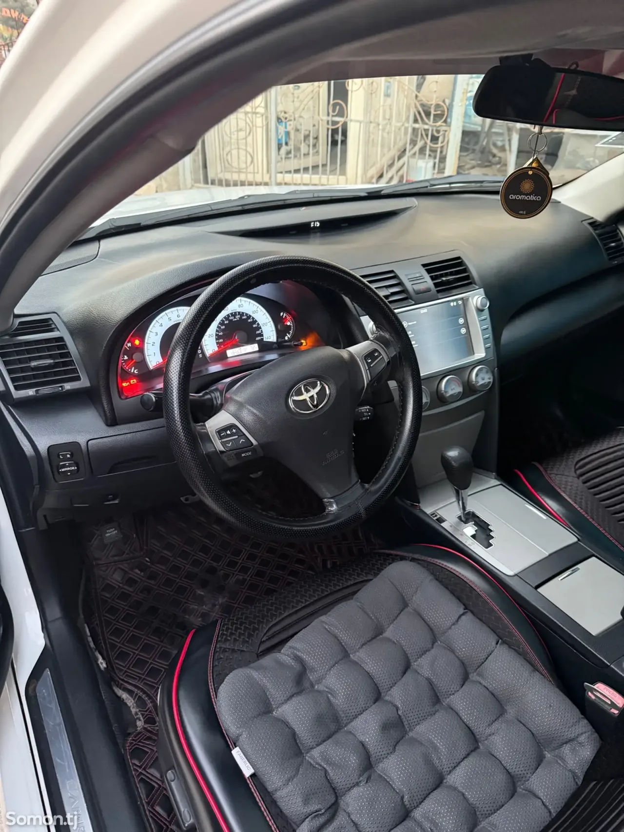 Toyota Camry 2010 · 2.5 AT