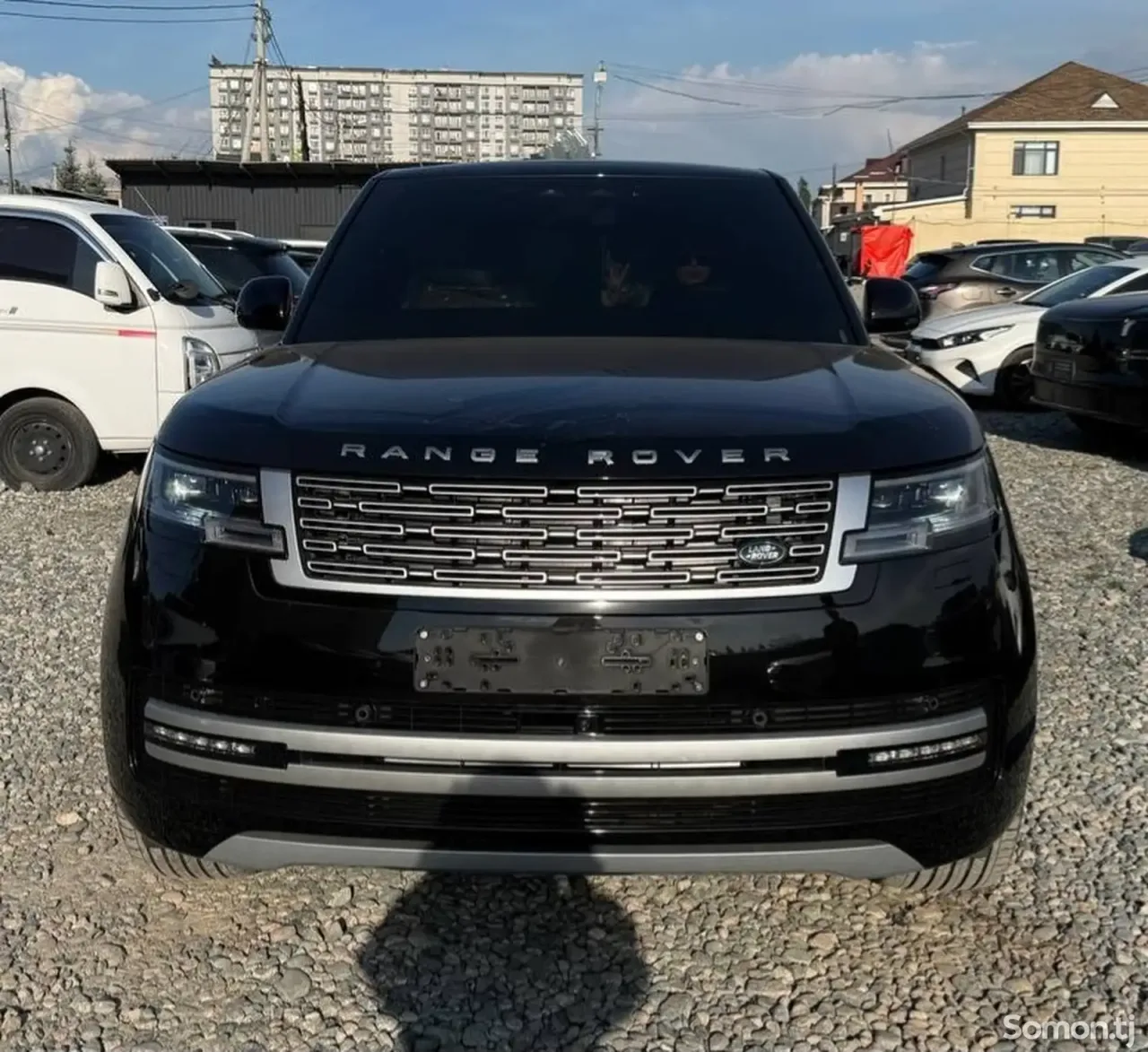 Land Rover Range Rover 2026 · 4.4 AT