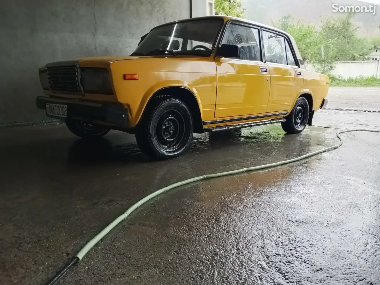 Lada (ВАЗ) 2107 2000 · 1.6 MT