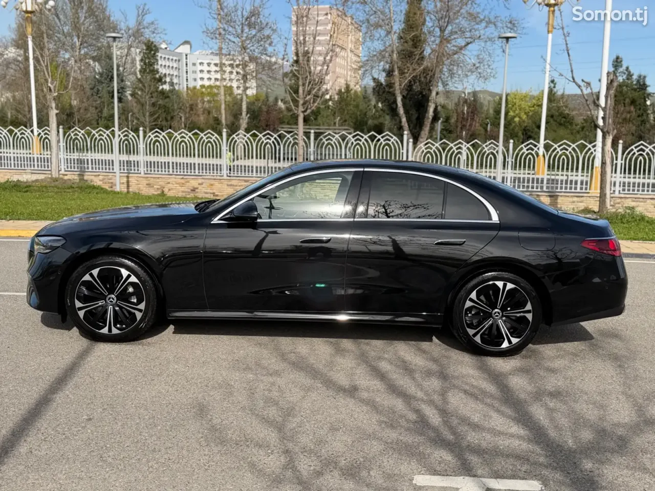 Mercedes-Benz E class 2025 · 3.0 AT