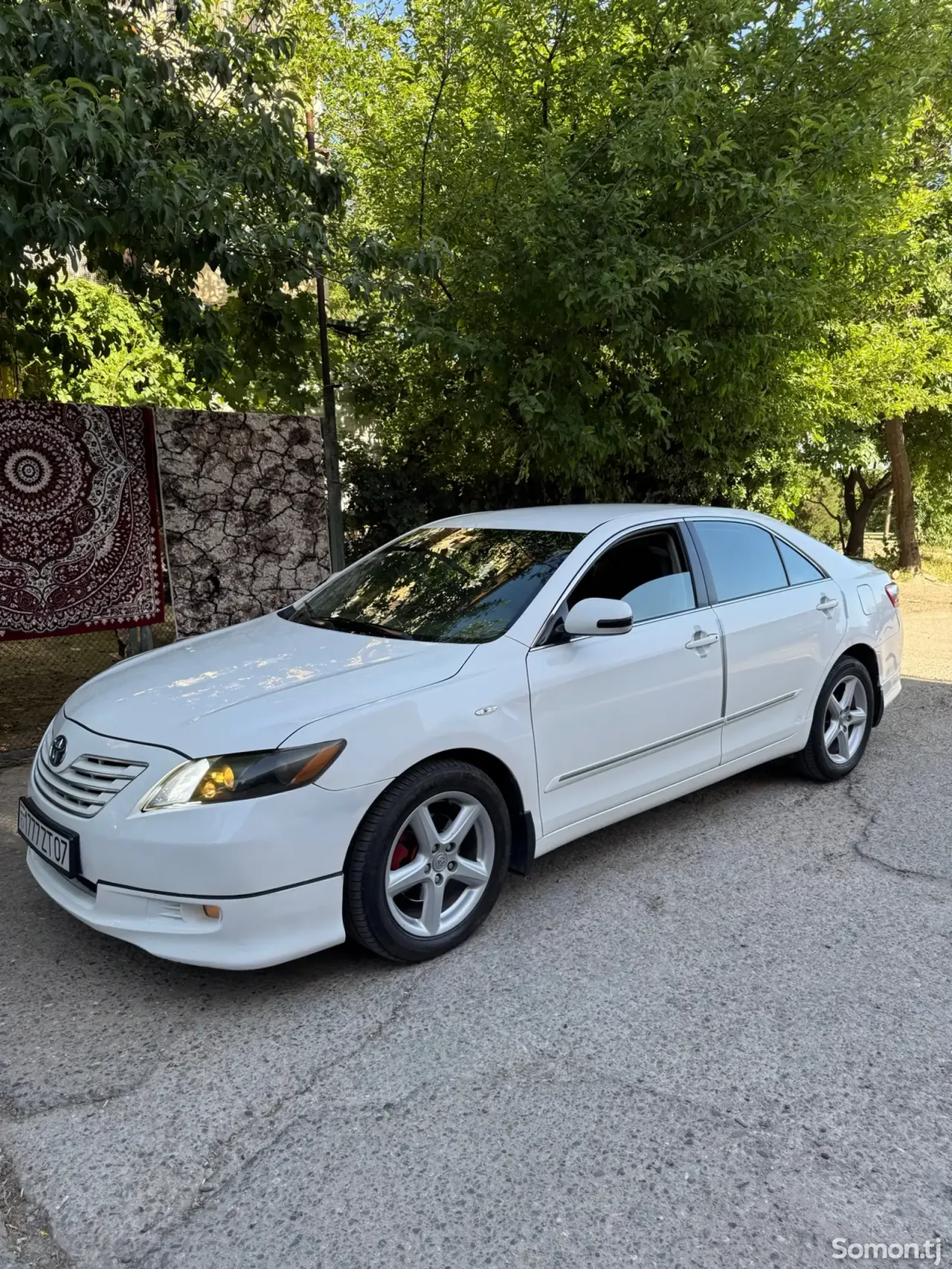 Toyota Camry 2008 · 2.4 MT