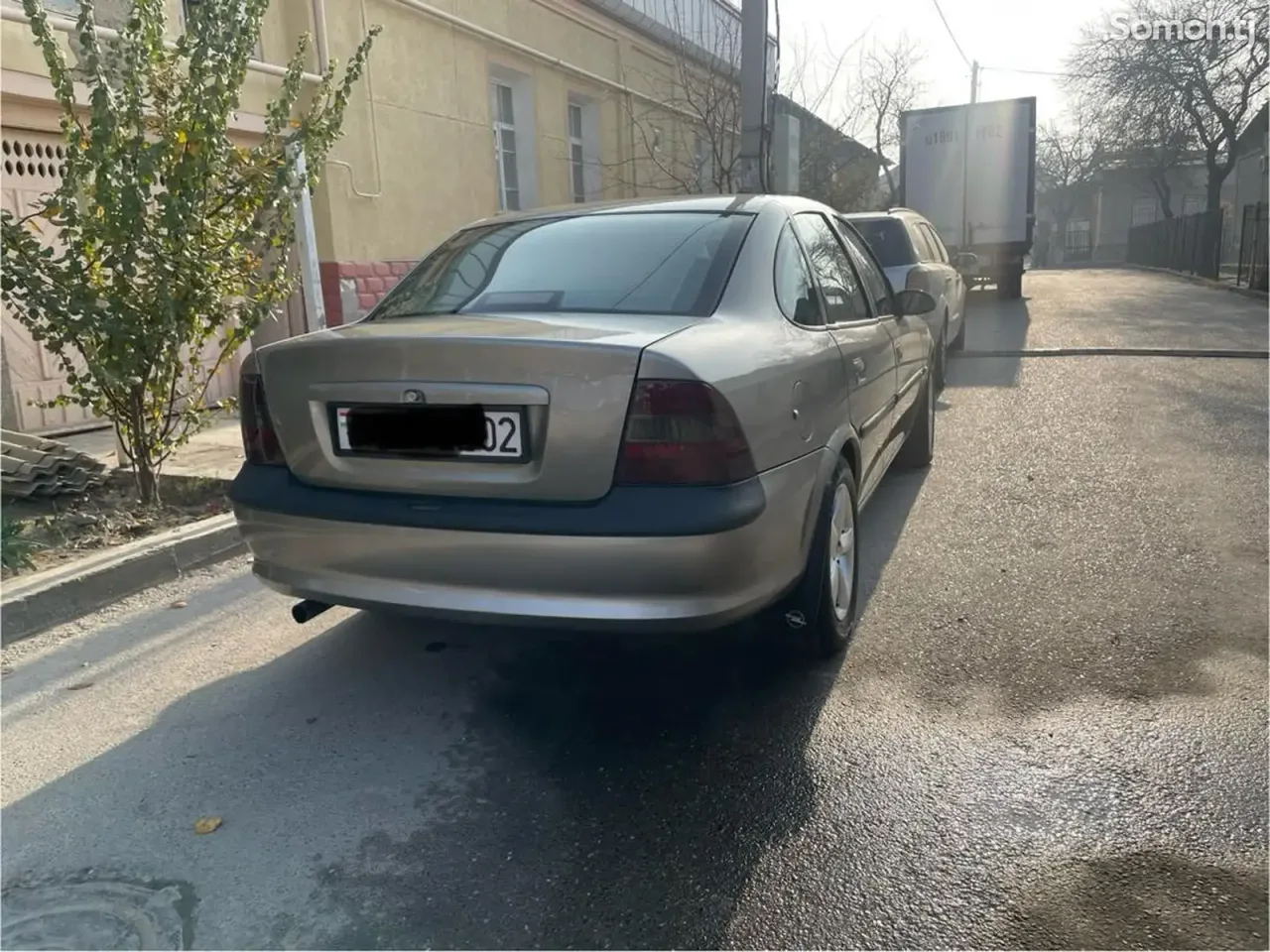 Opel Vectra B 1996 · 1.8 MT