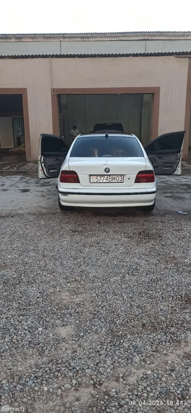 BMW 5 series 1997 · 2.8 MT