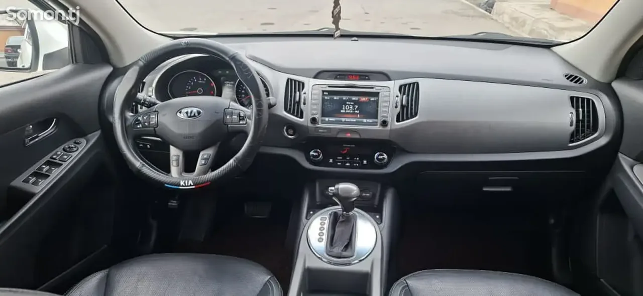 Kia Sportage 2015 · 2.0 AT