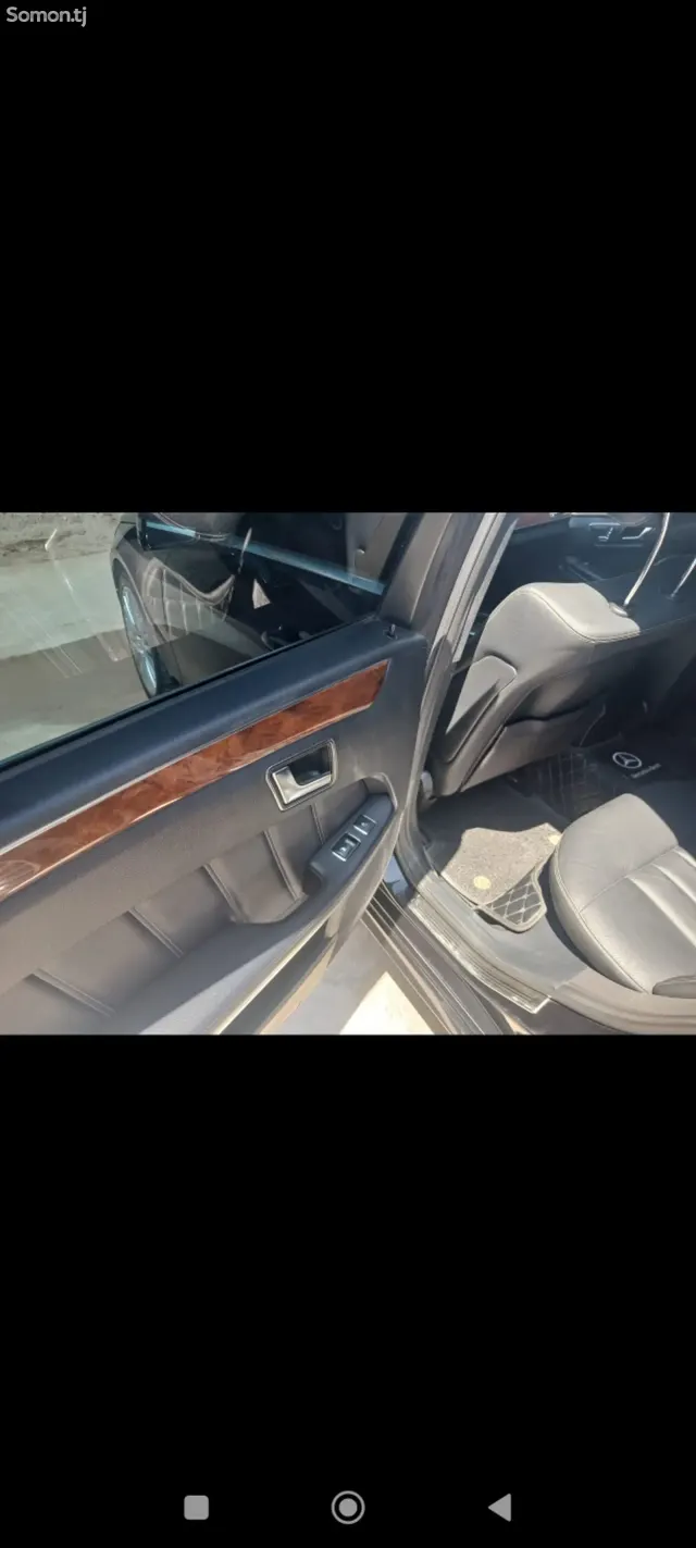 Mercedes-Benz E class 2015 · 3.0 AT