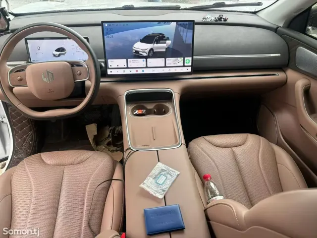 Leapmotor C11 2025 · AT