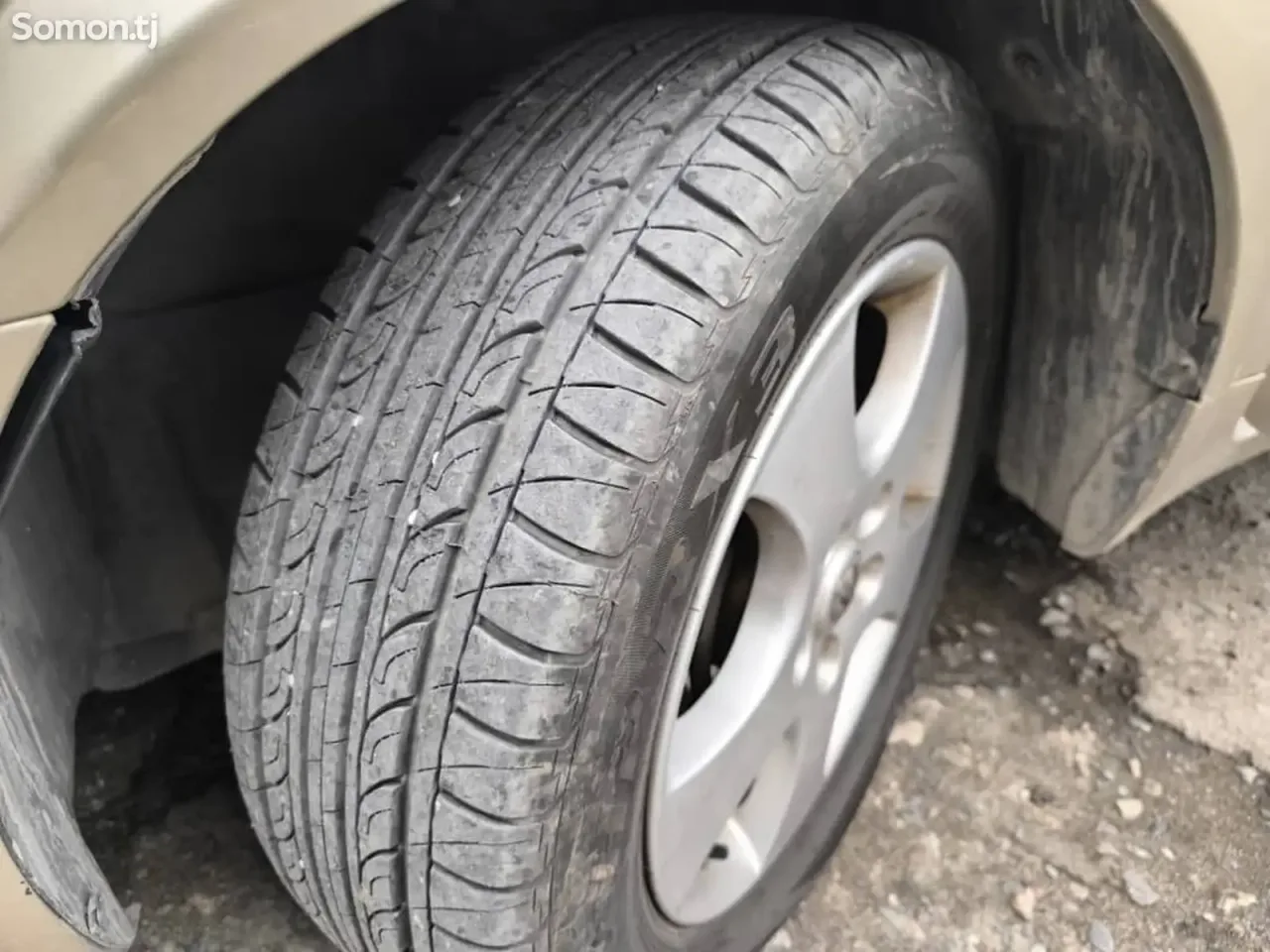 Nissan Primera 2002 · 1.8 MT