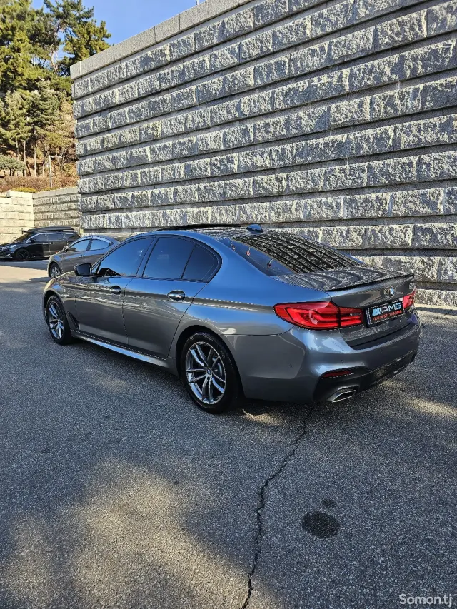 BMW 5 series 2017 · 2.0 AT