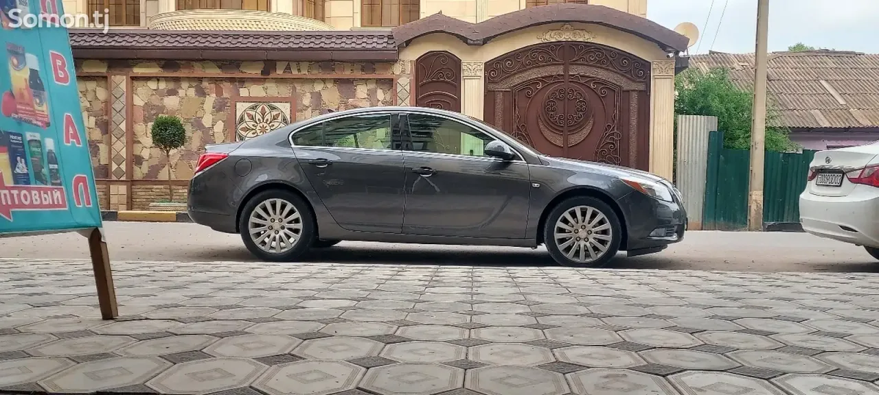 Opel Insignia 2012 · 2.4 AT