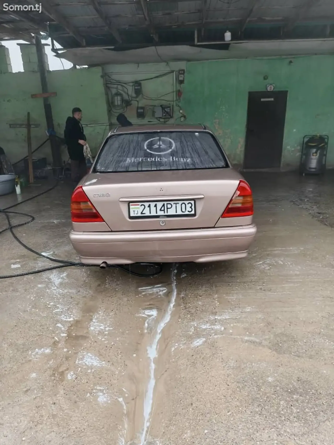 Mercedes-Benz C class 1994 · 1.8 MT