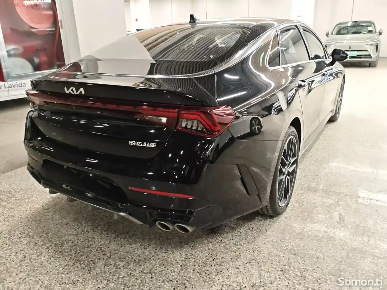 Kia K5 2022 · 2.0 AT