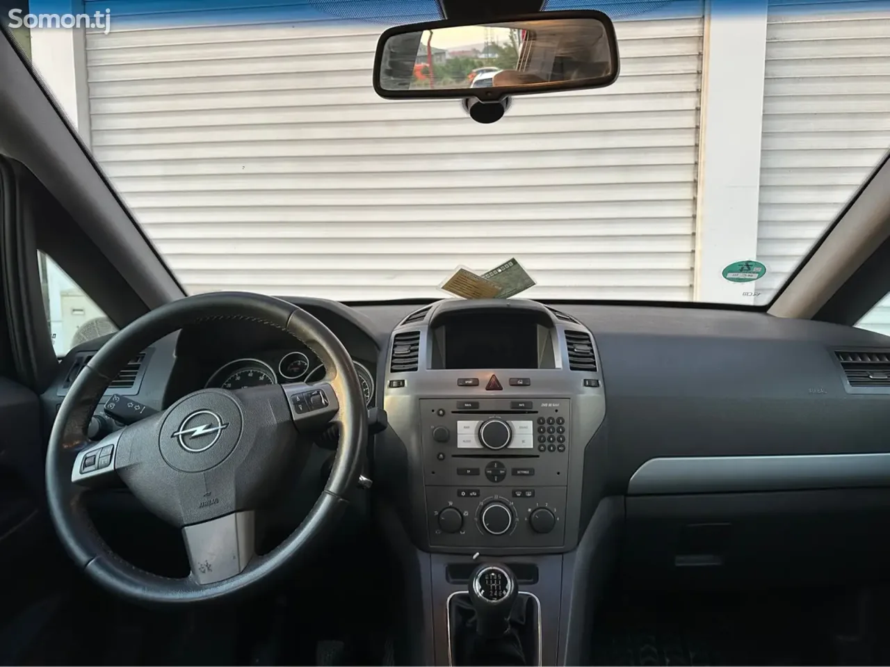 Opel Zafira 2006 · 2.2 MT
