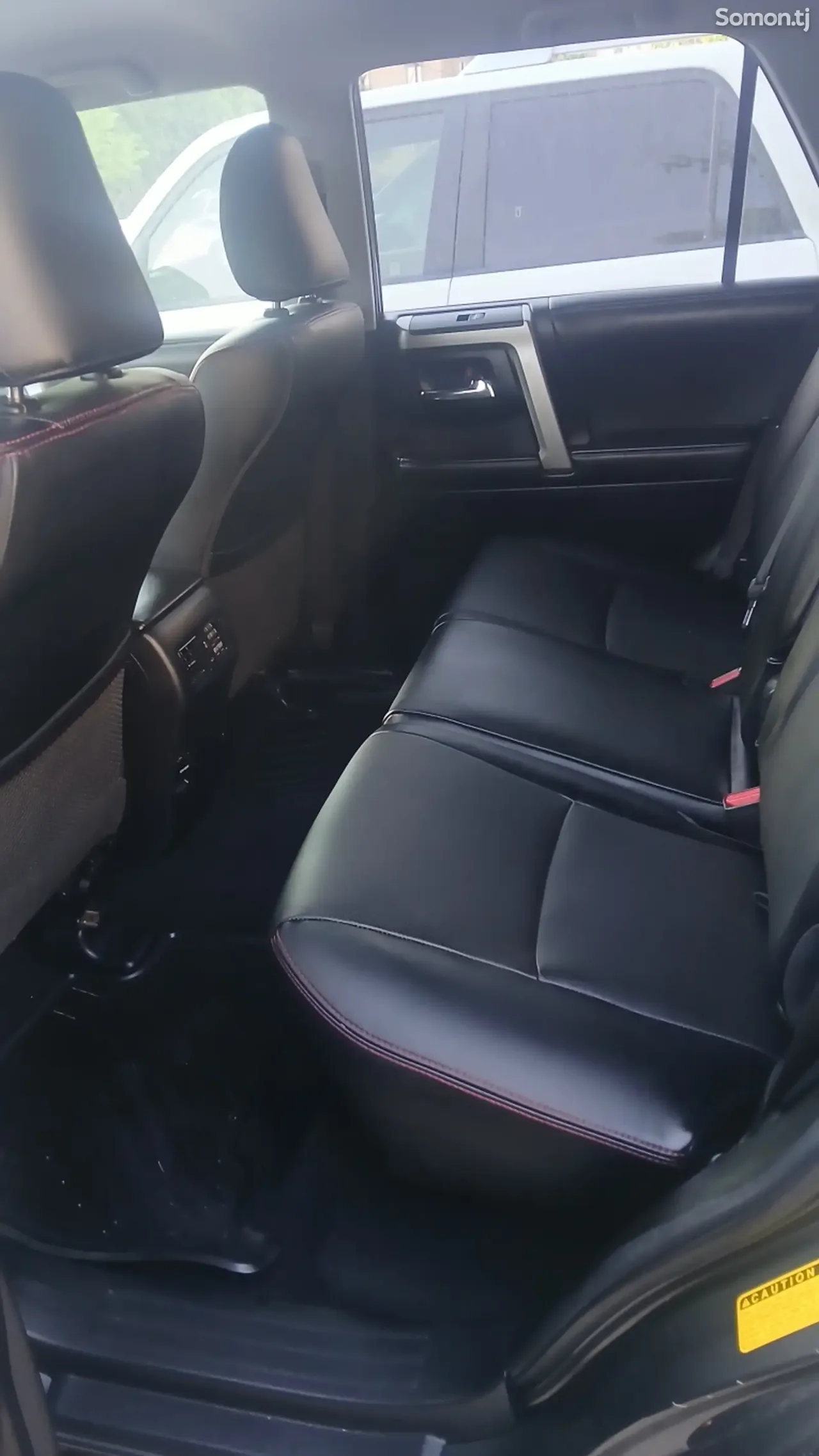 Toyota 4Runner 2015 · 4.0 AT