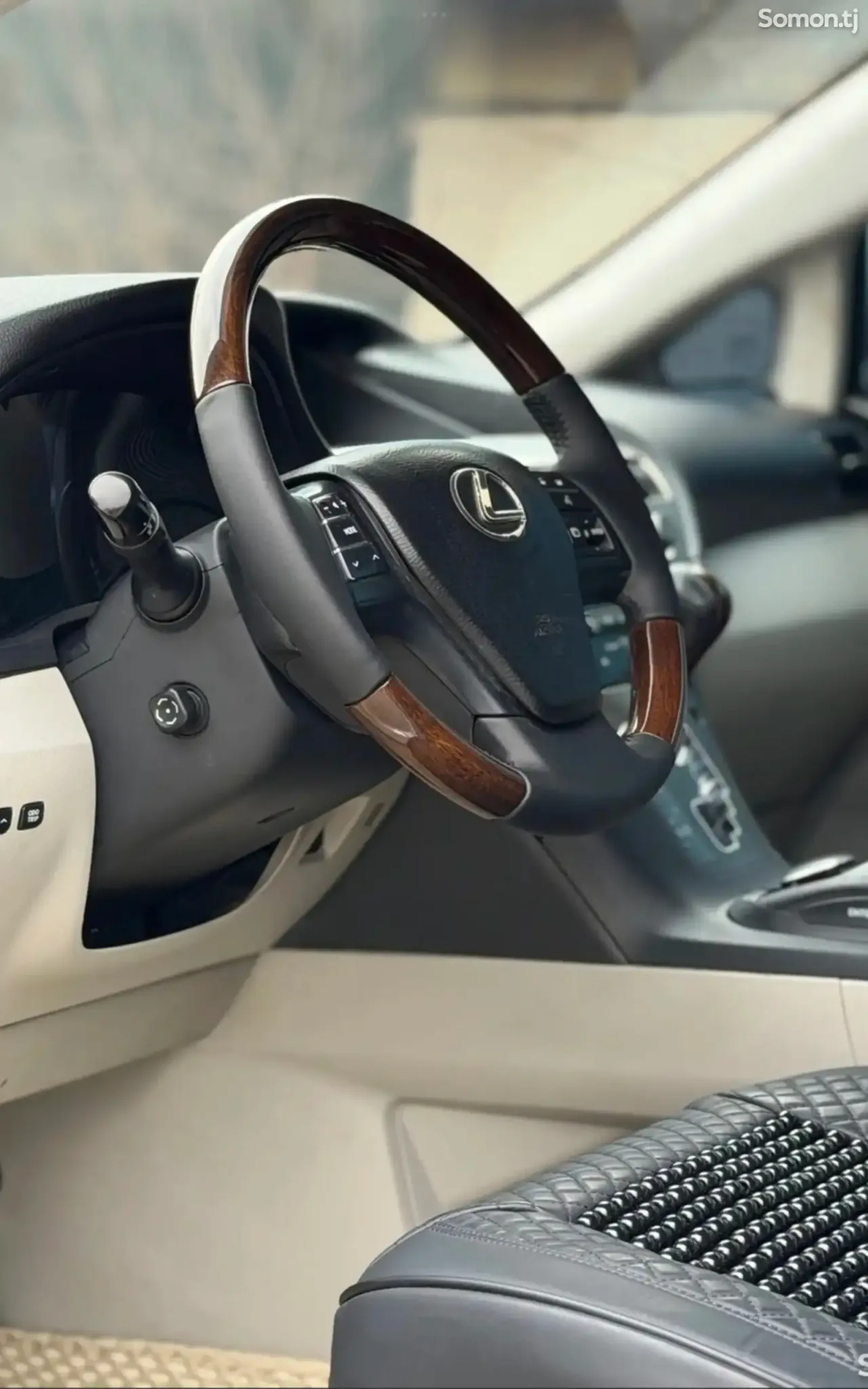 Lexus RX series 2011 · 3.5 AT