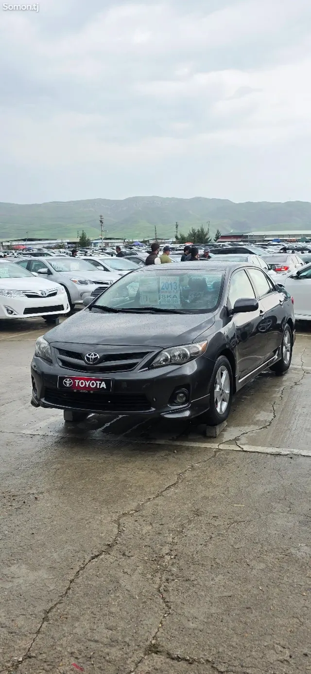 Toyota Corolla 2013 · 1.8 AT
