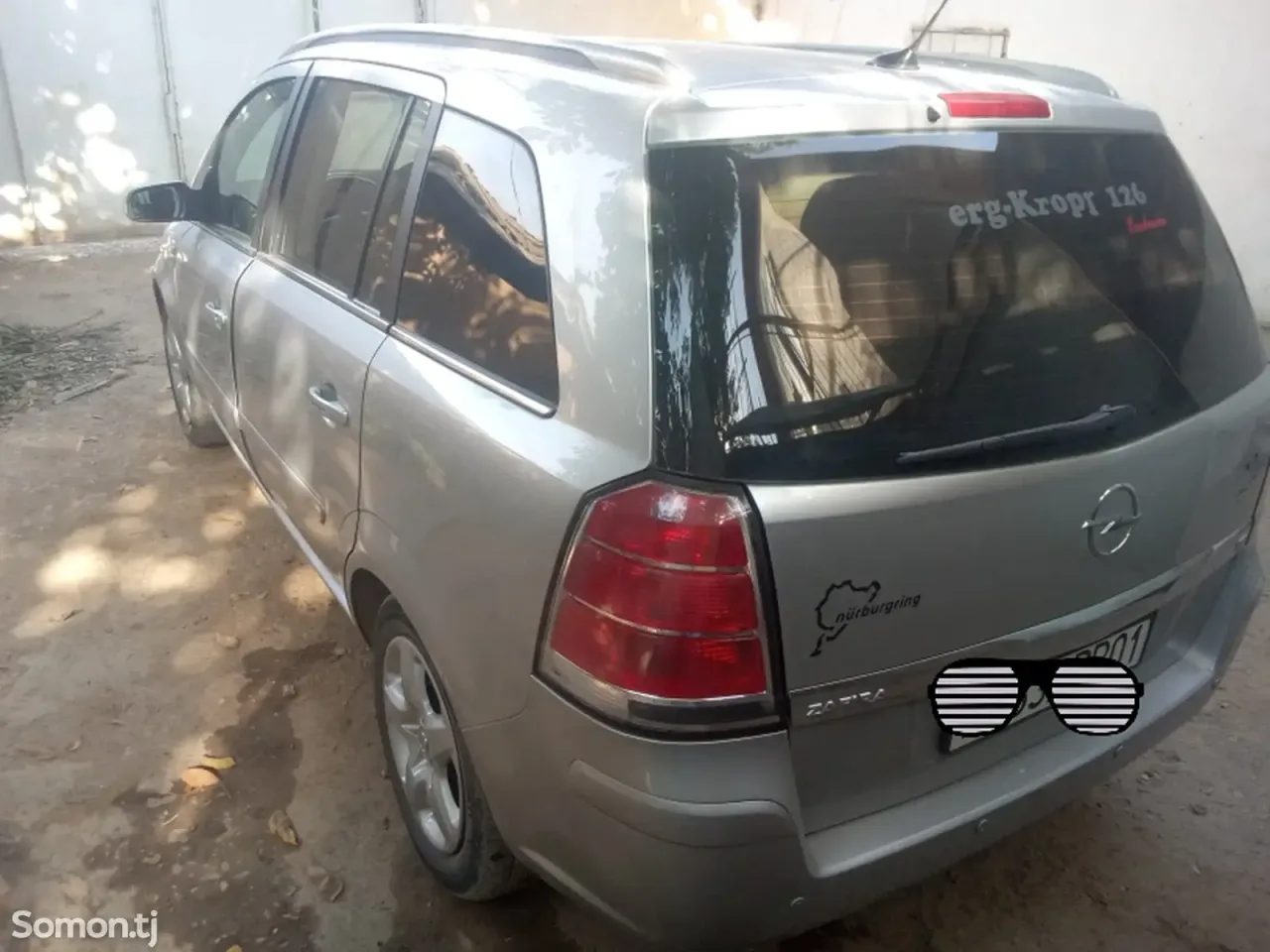 Opel Zafira 2006 · 1.6 MT