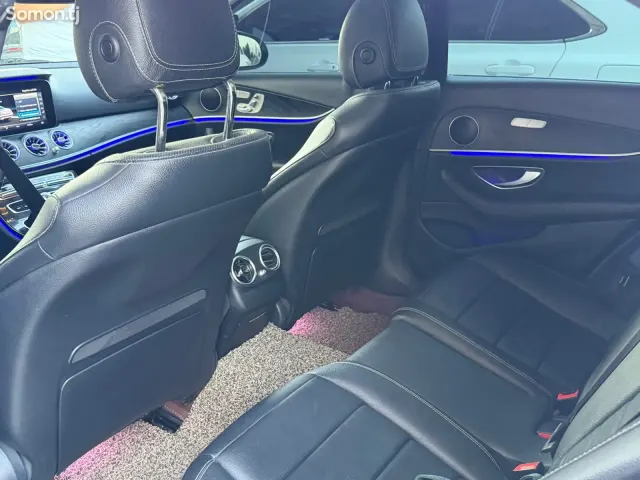 Mercedes-Benz E class 2017 · 2.0 AT