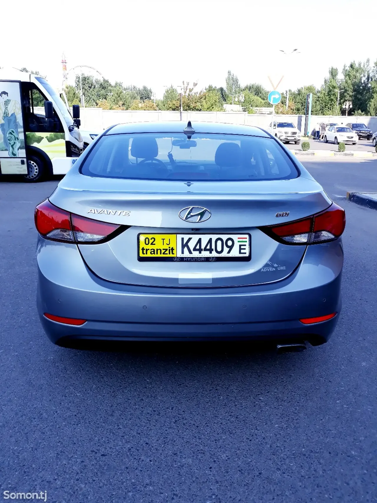 Hyundai Avante 2014 · 1.6 AT