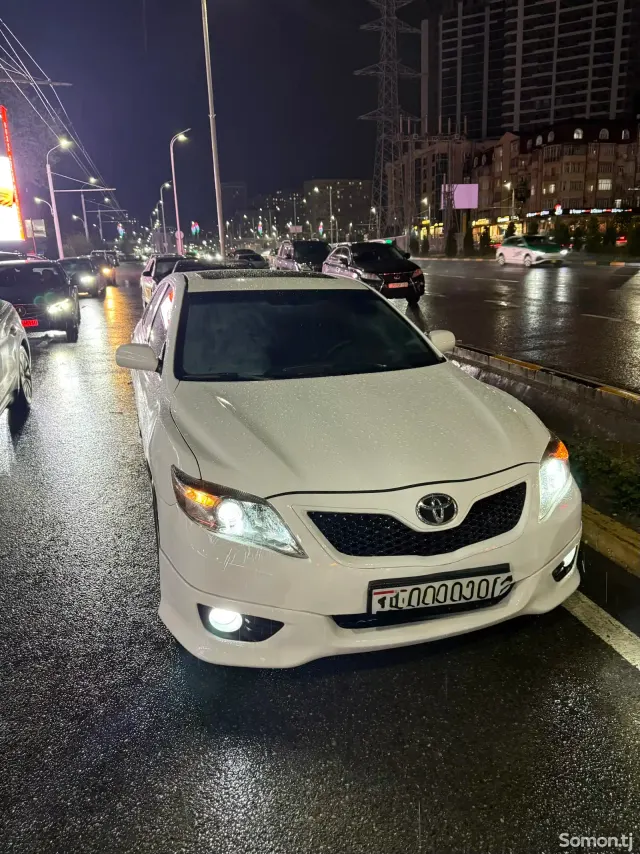 Toyota Camry 2011 · 2.5 AT
