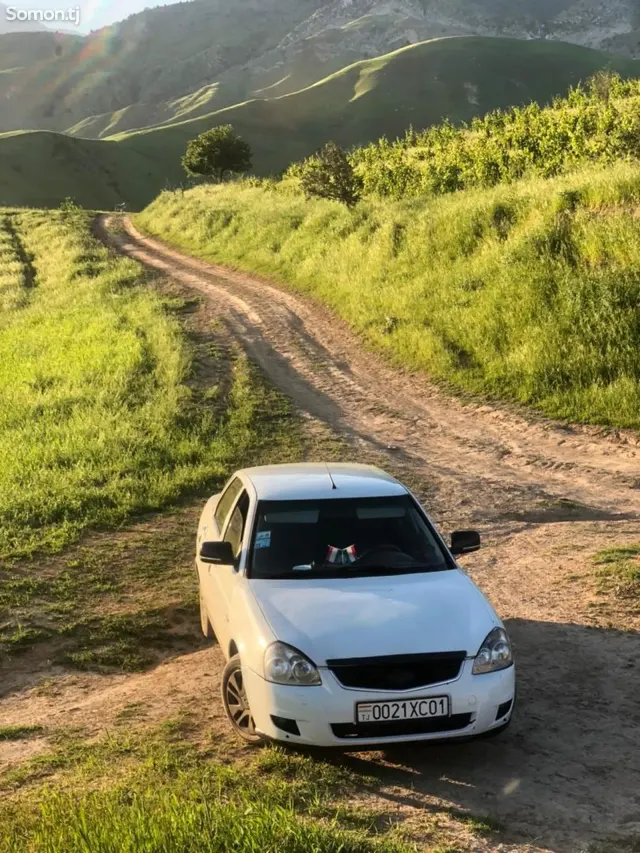Lada (ВАЗ) Priora 2012 · 1.6 MT