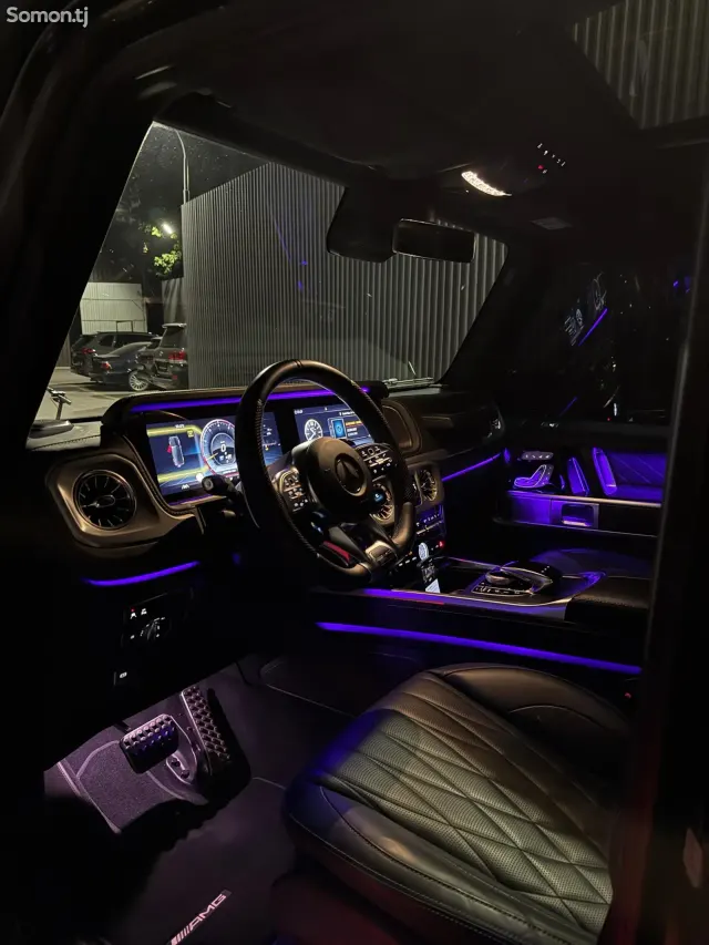 Mercedes-Benz G class 2024 · 6.3 AT