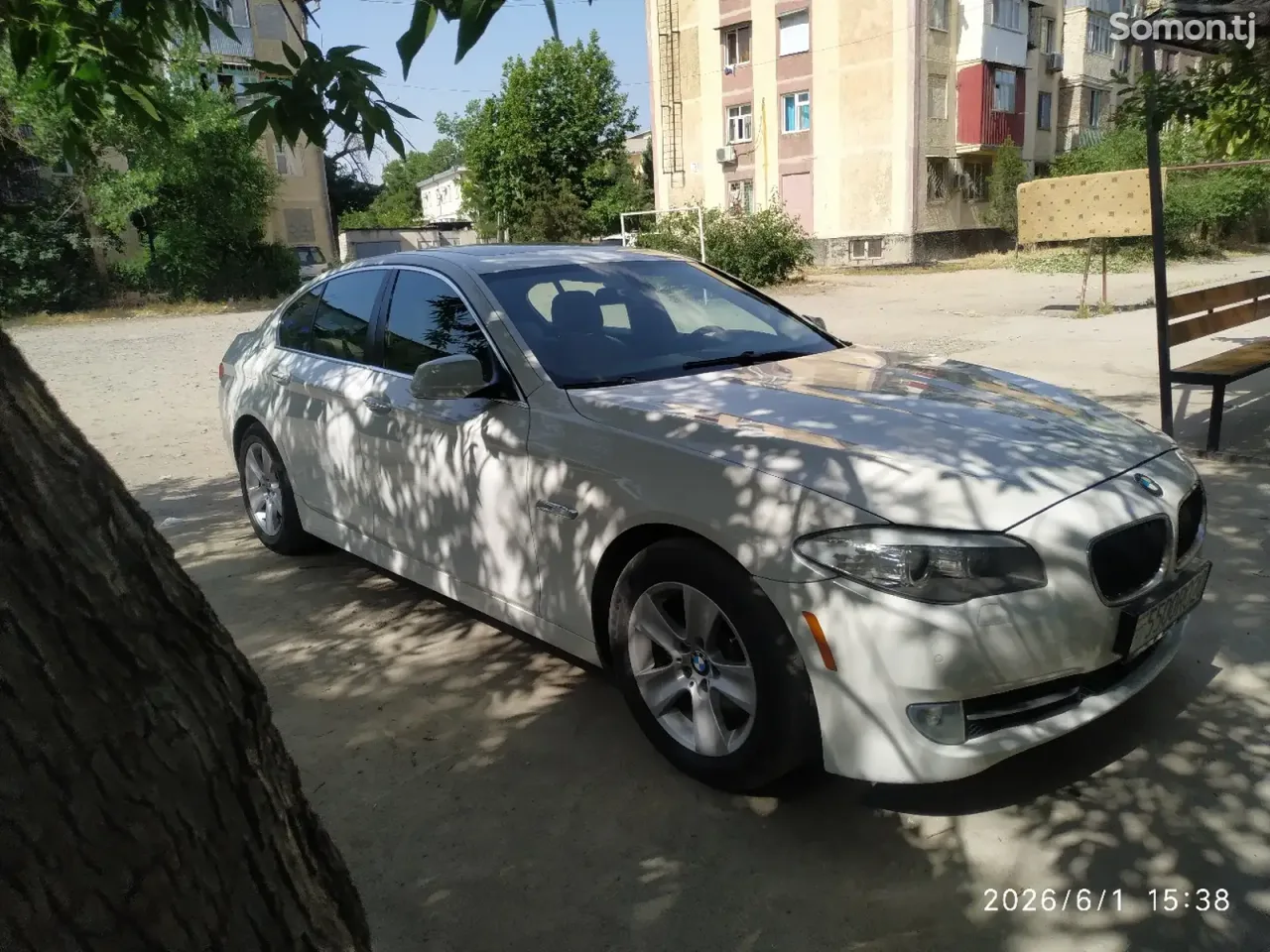 BMW 5 series 2013 · 2.0 AT