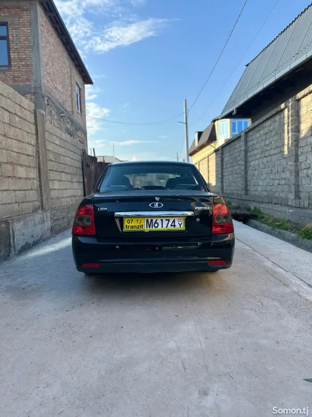 Lada (ВАЗ) Priora 2009 · 1.6 MT
