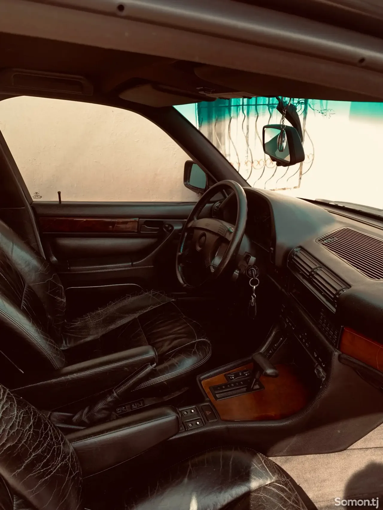 BMW 7 series 1991 · 5.0 AT