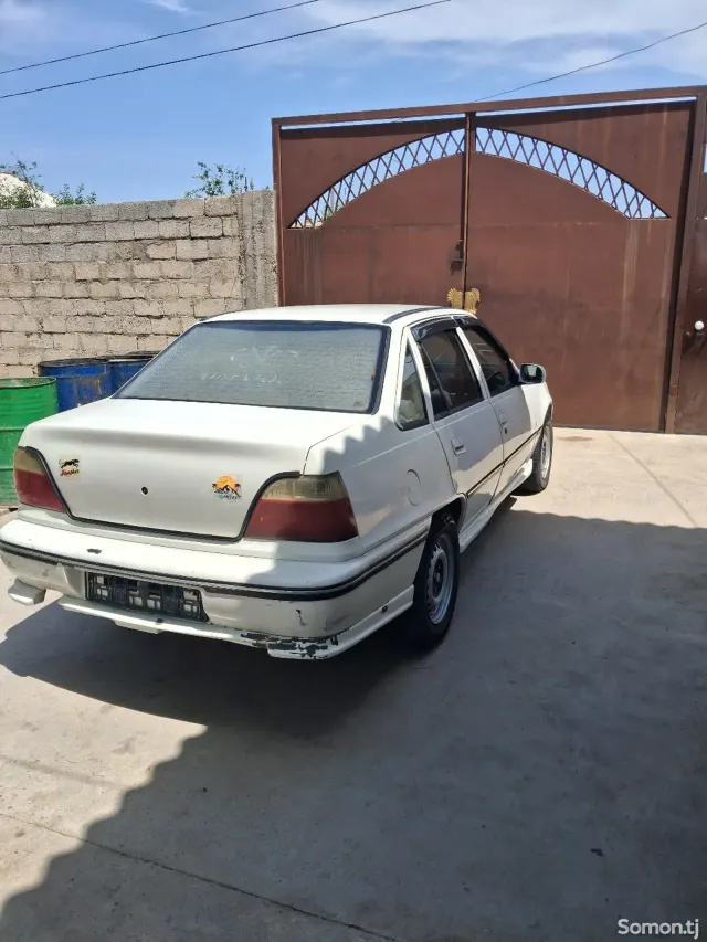 Daewoo Nexia 1996 · 1.5 MT