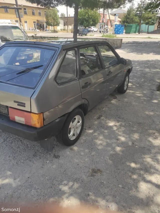 Lada (ВАЗ) 2109 1995 · 1.6 MT