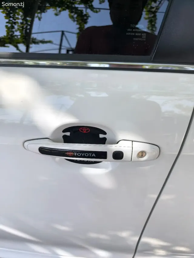 Toyota Camry 2010 · 2.5 AT