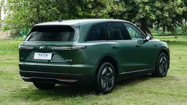 Li Auto (Lixiang) L8 2026 · AT