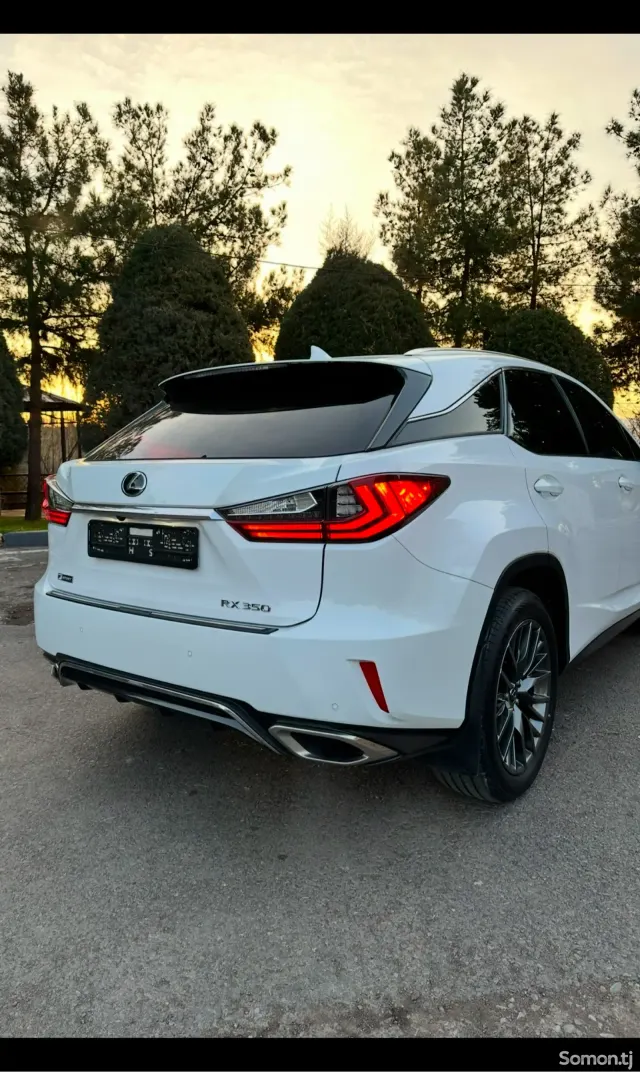 Lexus RX series 2017 · 3.5 AT